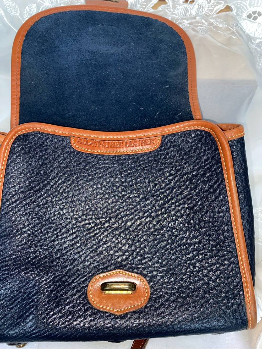 Vintage Dooney & Bourke Essex Navy Pebbled Leather Crossbody with Brown Trim - Picture 5 of 7